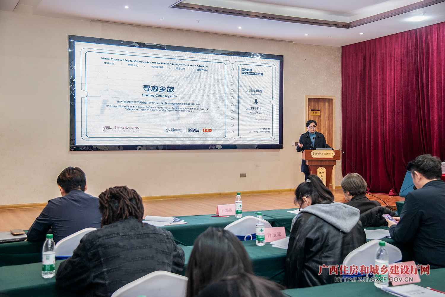 AI培训坑老乱象该休矣