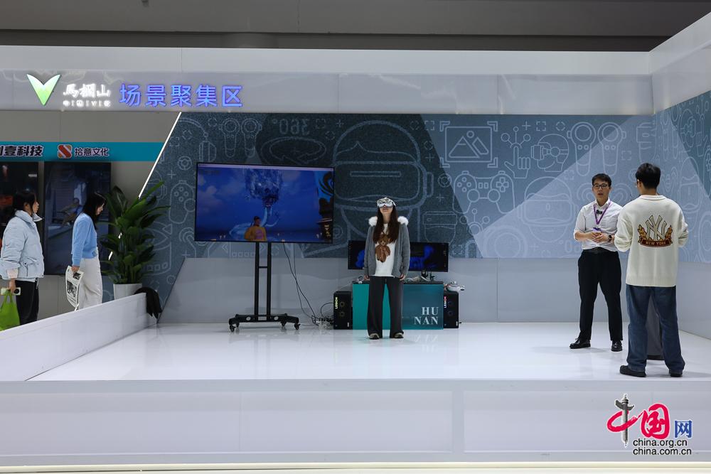 2025中国新媒体大会记者观察 人工智能让“融媒”变“智媒”