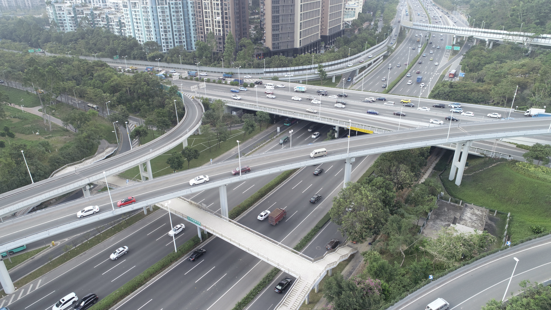 人保服务 ,拥有“如意行”驾乘险，出行更顺畅！_2025年铝箔行业产业链结构及前景预测