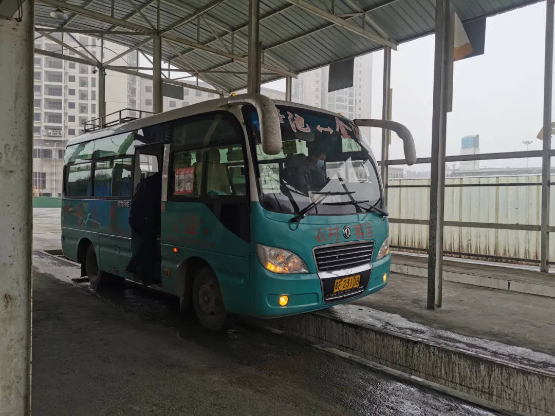 人保服务 ,拥有“如意行”驾乘险，出行更顺畅！_2025年铝箔行业产业链结构及前景预测