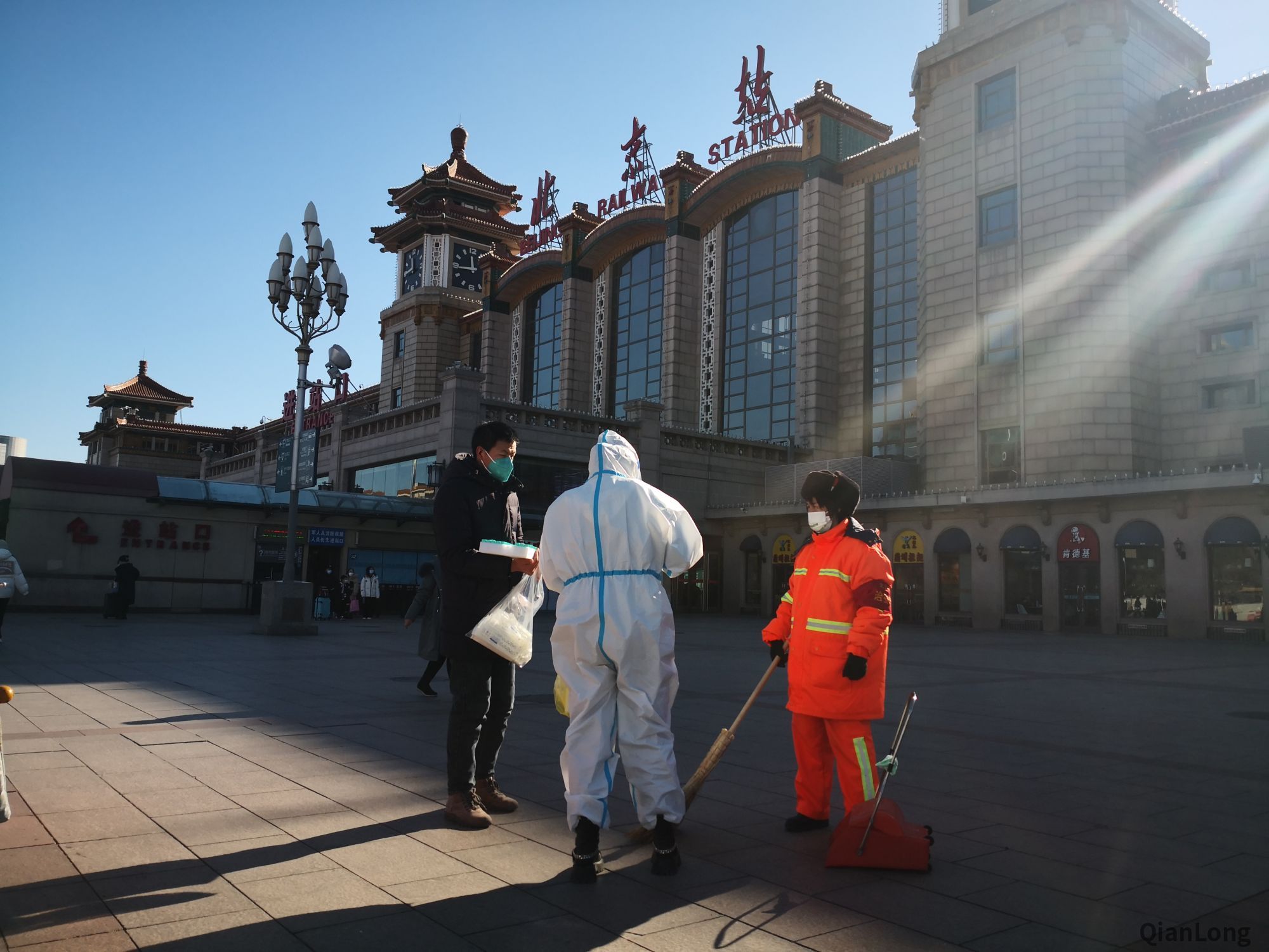 人保财险 ,拥有“如意行”驾乘险，出行更顺畅！_2025年白酒行业现状与发展趋势分析