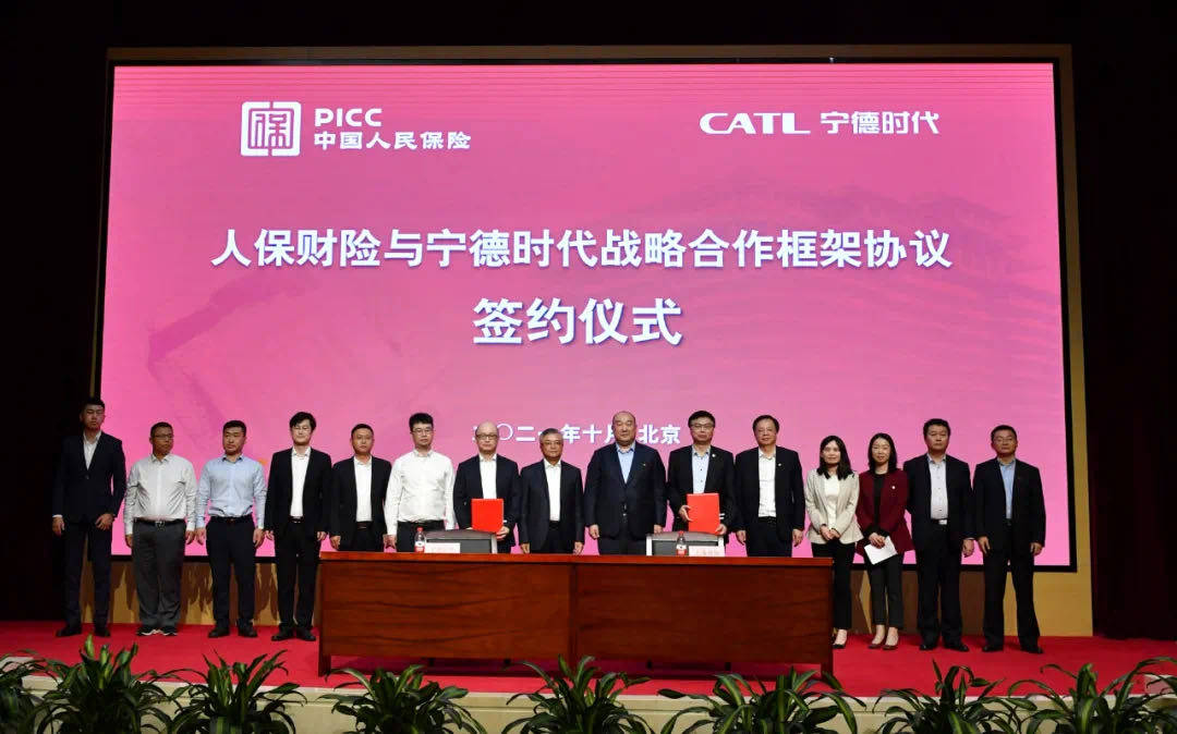 人保财险 ,人保有温度_2025年内衣行业现状与发展趋势分析