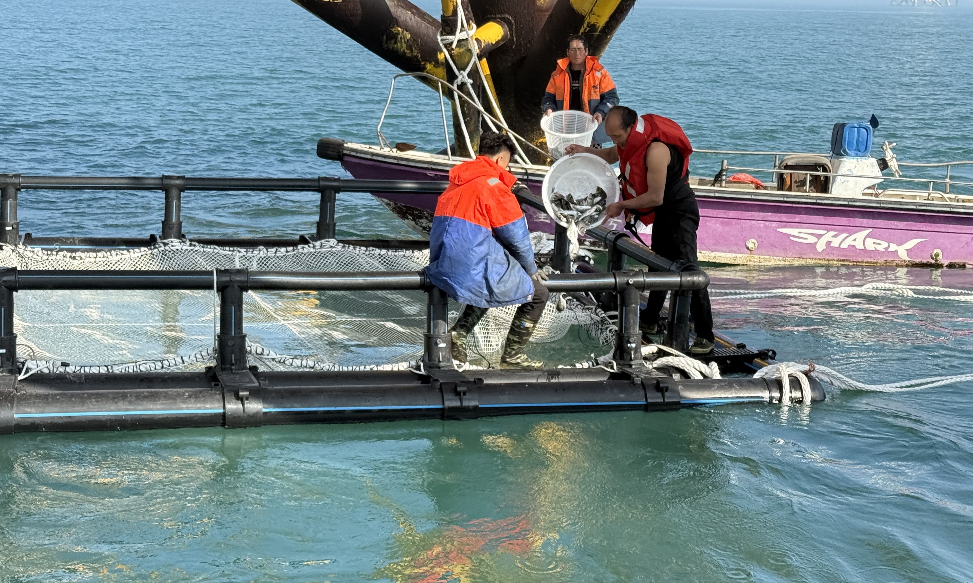 人保伴您前行,人保财险 _2025中国海上风电行业：一台海上风机如何撬动万亿级赛道?