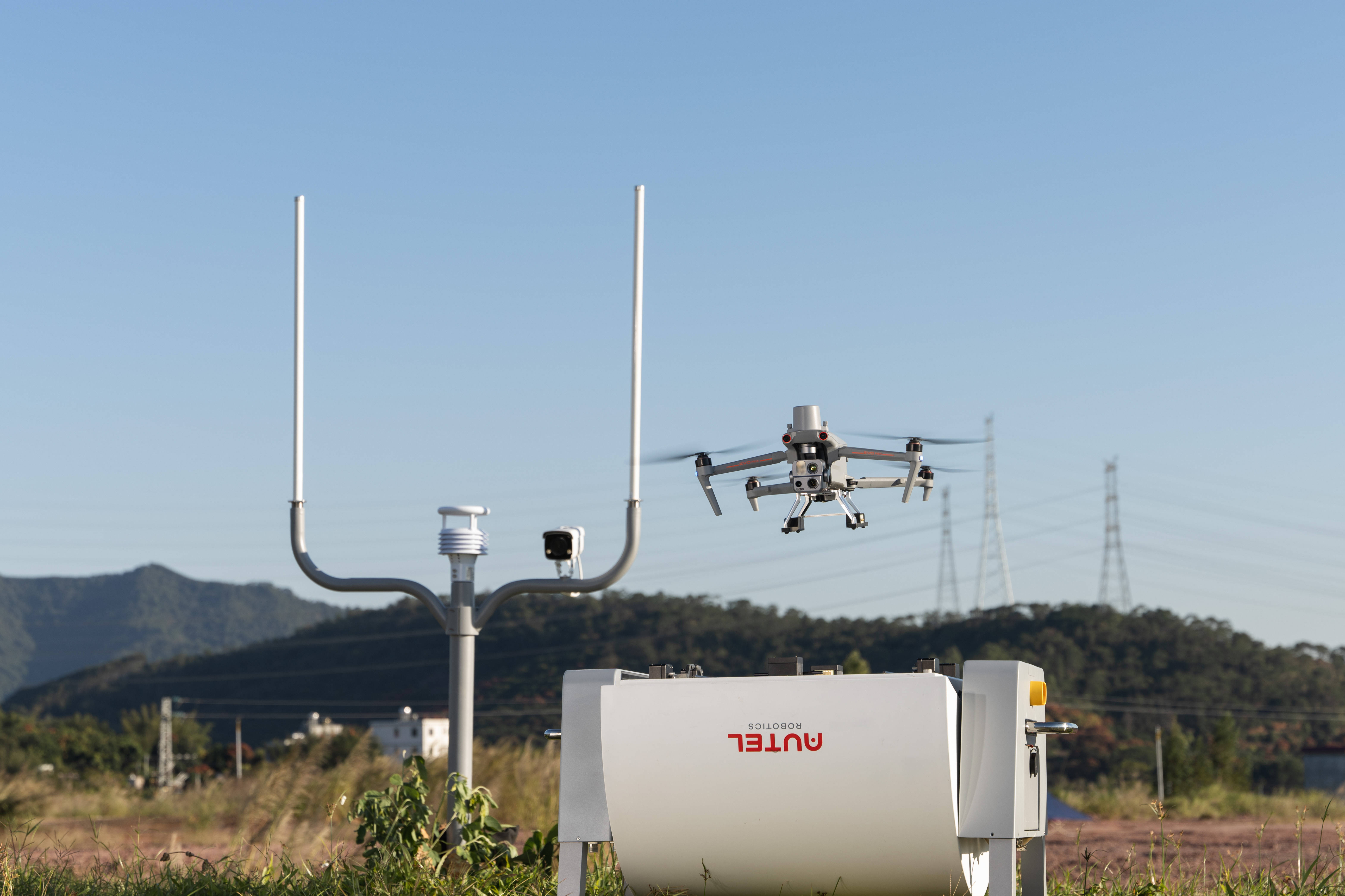 低空经济加速起飞 新专业如何满足市场人才需求?