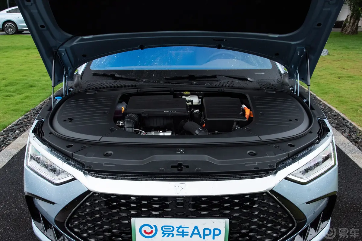 岚图汽车发布岚海智混技术 下半年上车三款混动产品