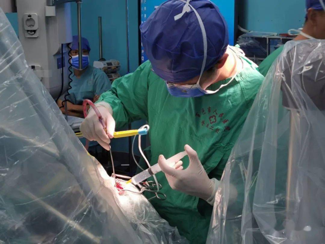 探索创新术式，盈康生命搭建脑机接口治疗帕金森全流程方案