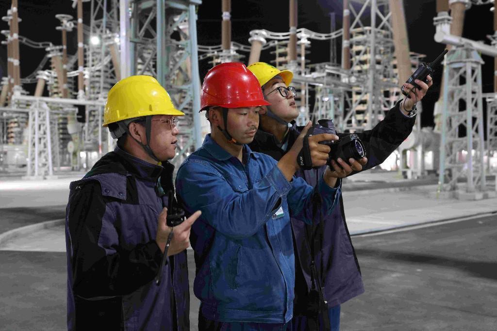 国家电网：宁夏-湖南±800千伏特高压直流输电工程投产送电