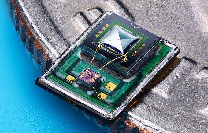 齐云山IPO冰火两重天：股东分走4370万，员工社保却出"失误"？