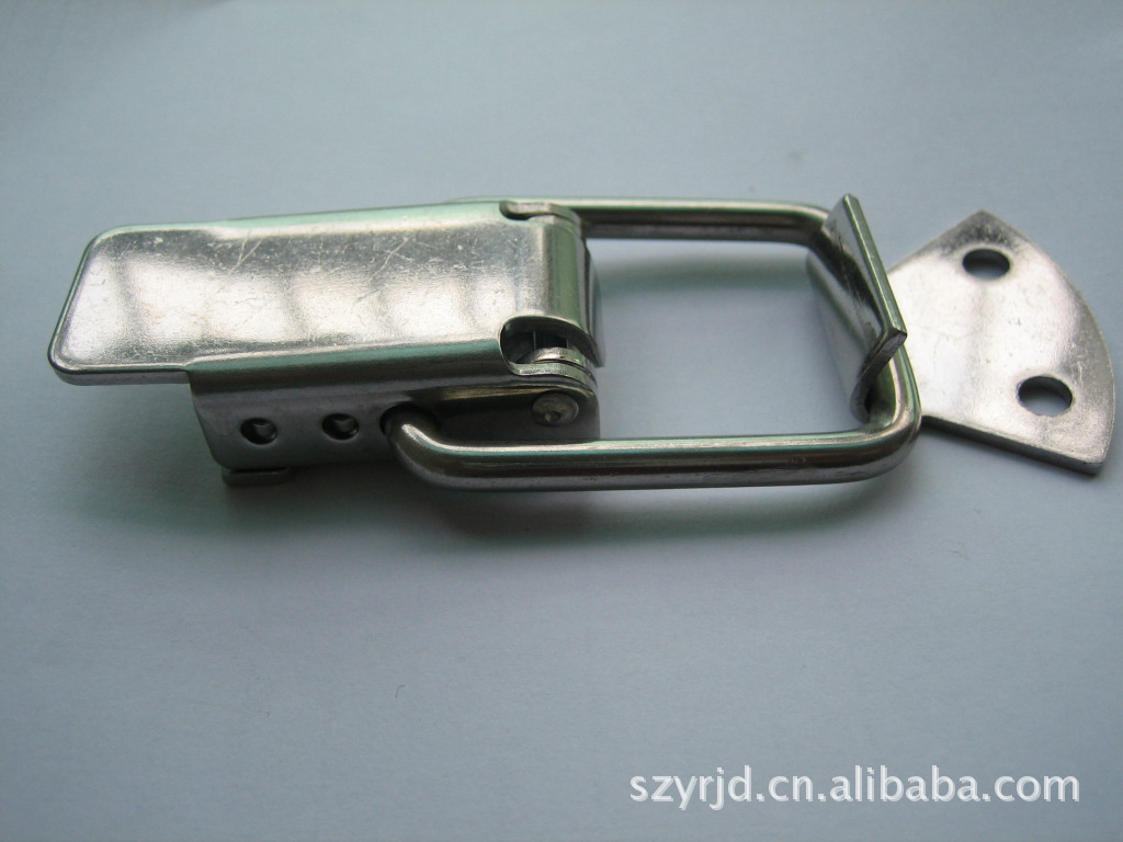 伟星股份获得实用新型专利授权:“一种滑动锁扣及箱包”