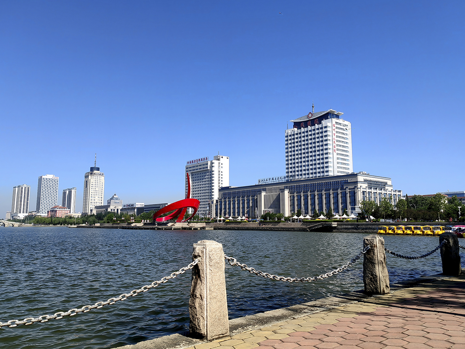 海上新山东图景