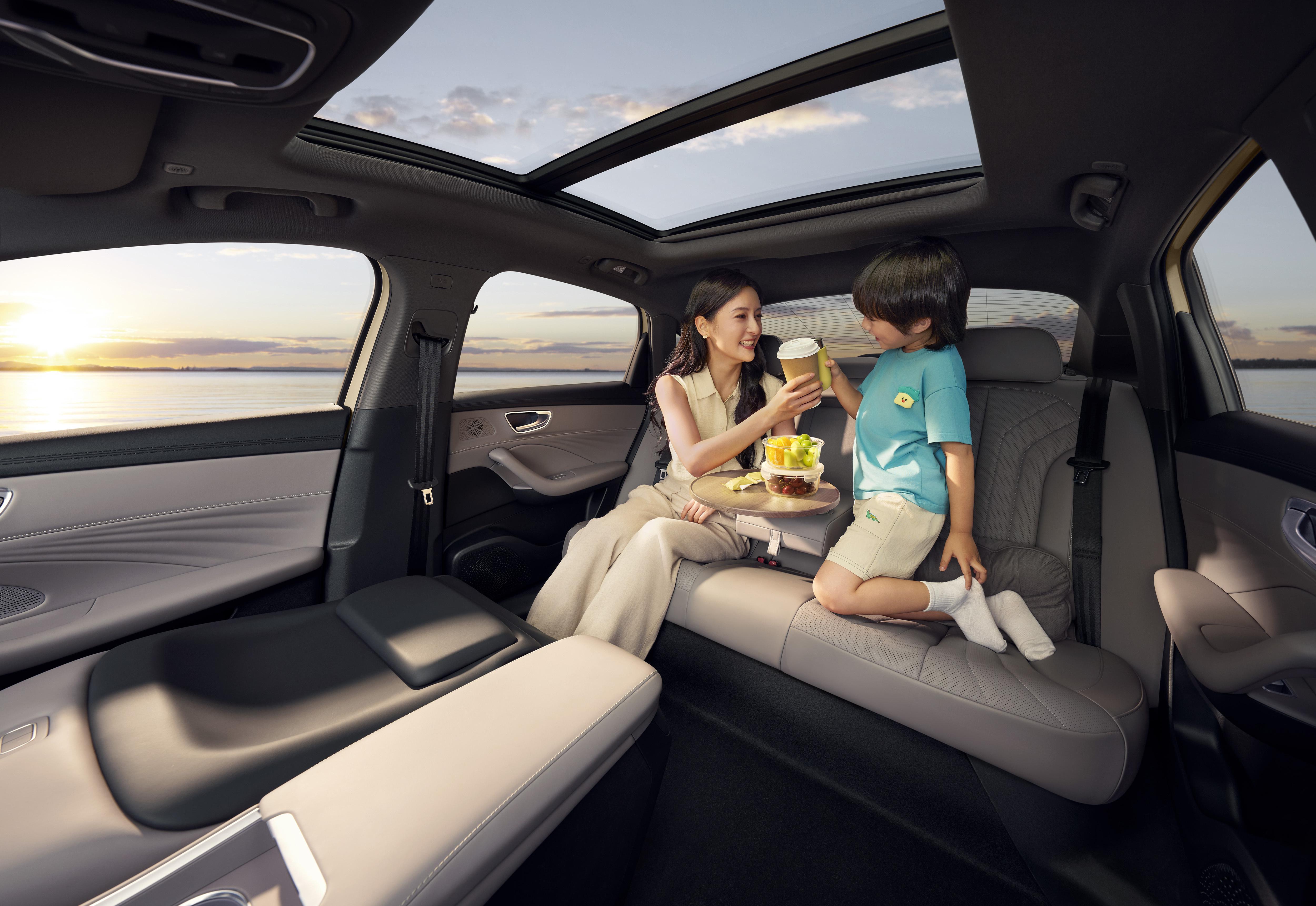 交通运输部等部门:加快智能驾驶系统、远程驾驶座舱等产品研发