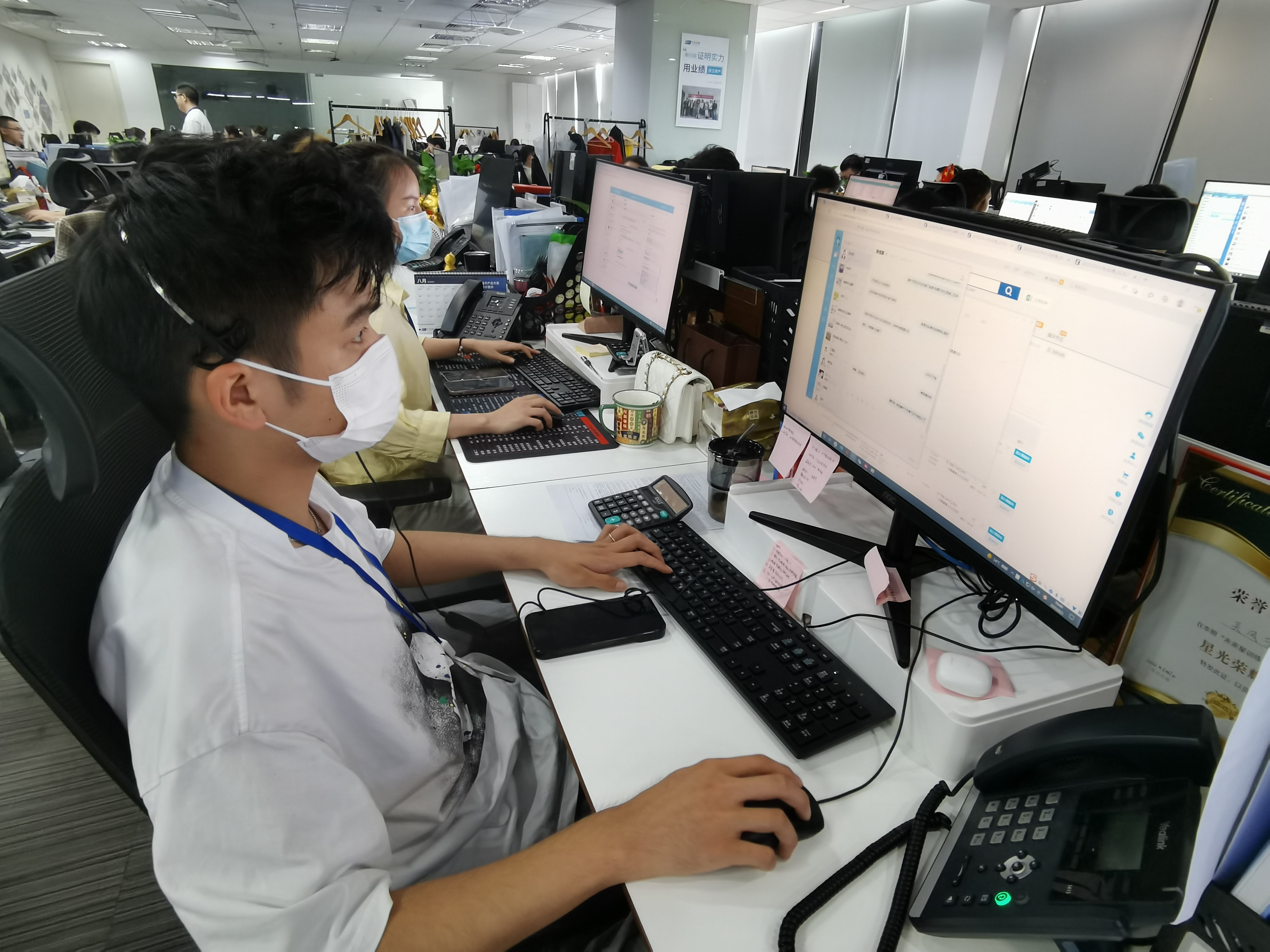 N云汉上午收盘涨373.70% 半日成交11.54亿元