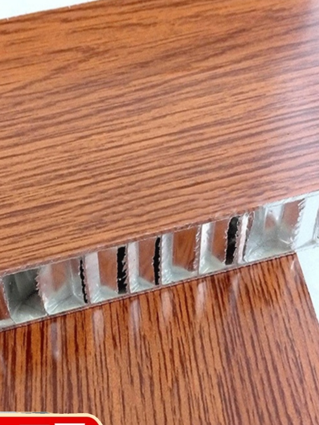 *ST建艺获得实用新型专利授权：“石材铝蜂窝板双向固定式干挂结构”