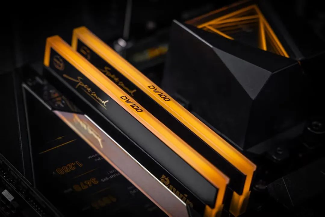 佰维存储获得发明专利授权:“DDR测试设备及压合部件”