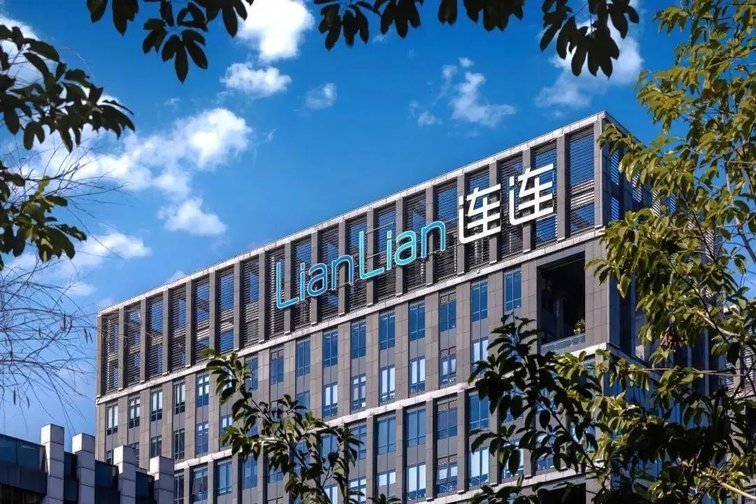 白鸽在线港股IPO，超7成收入来自保险交易服务，业绩持续亏损