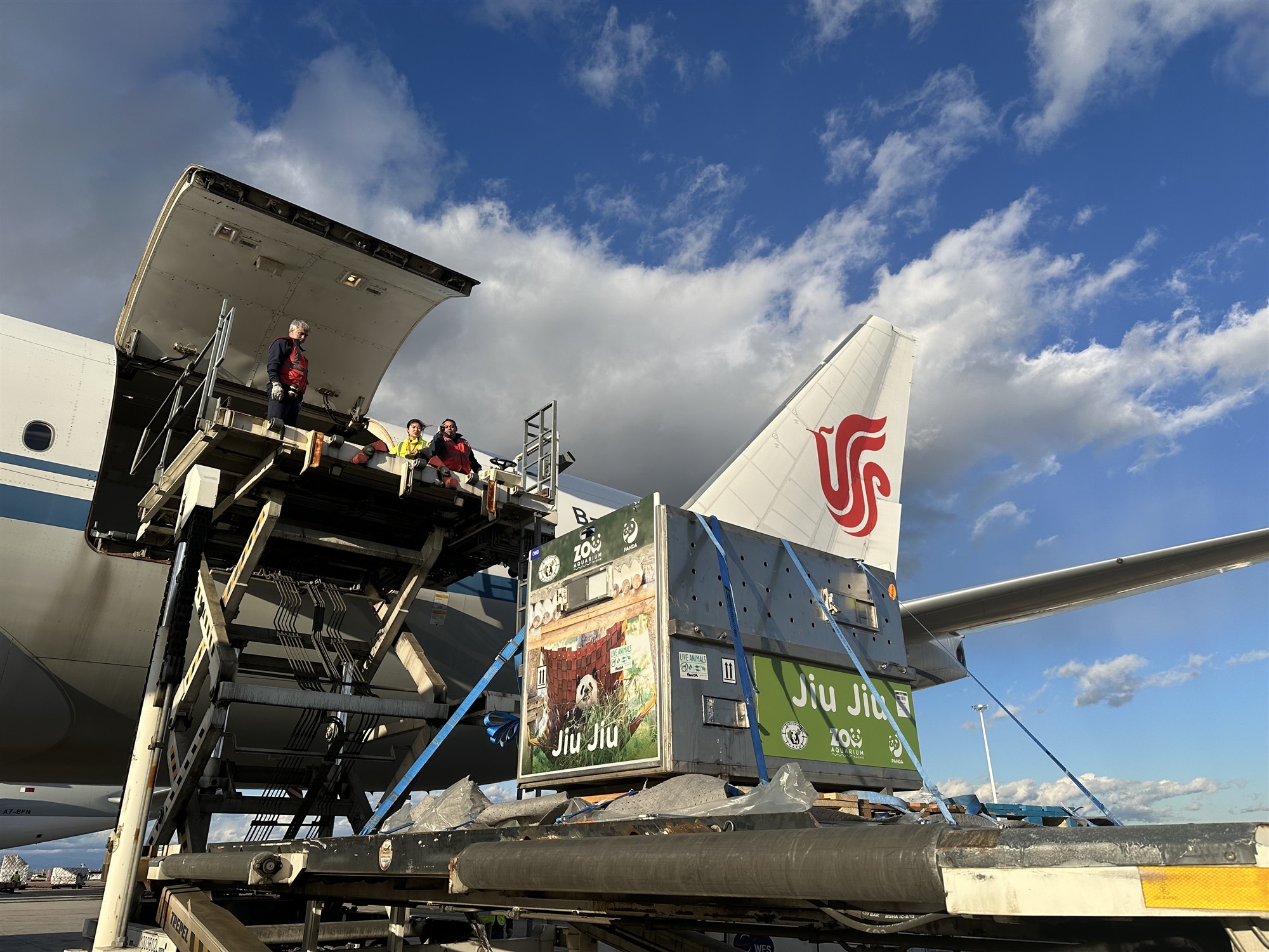 国货航:总飞行师巫玉胜辞职