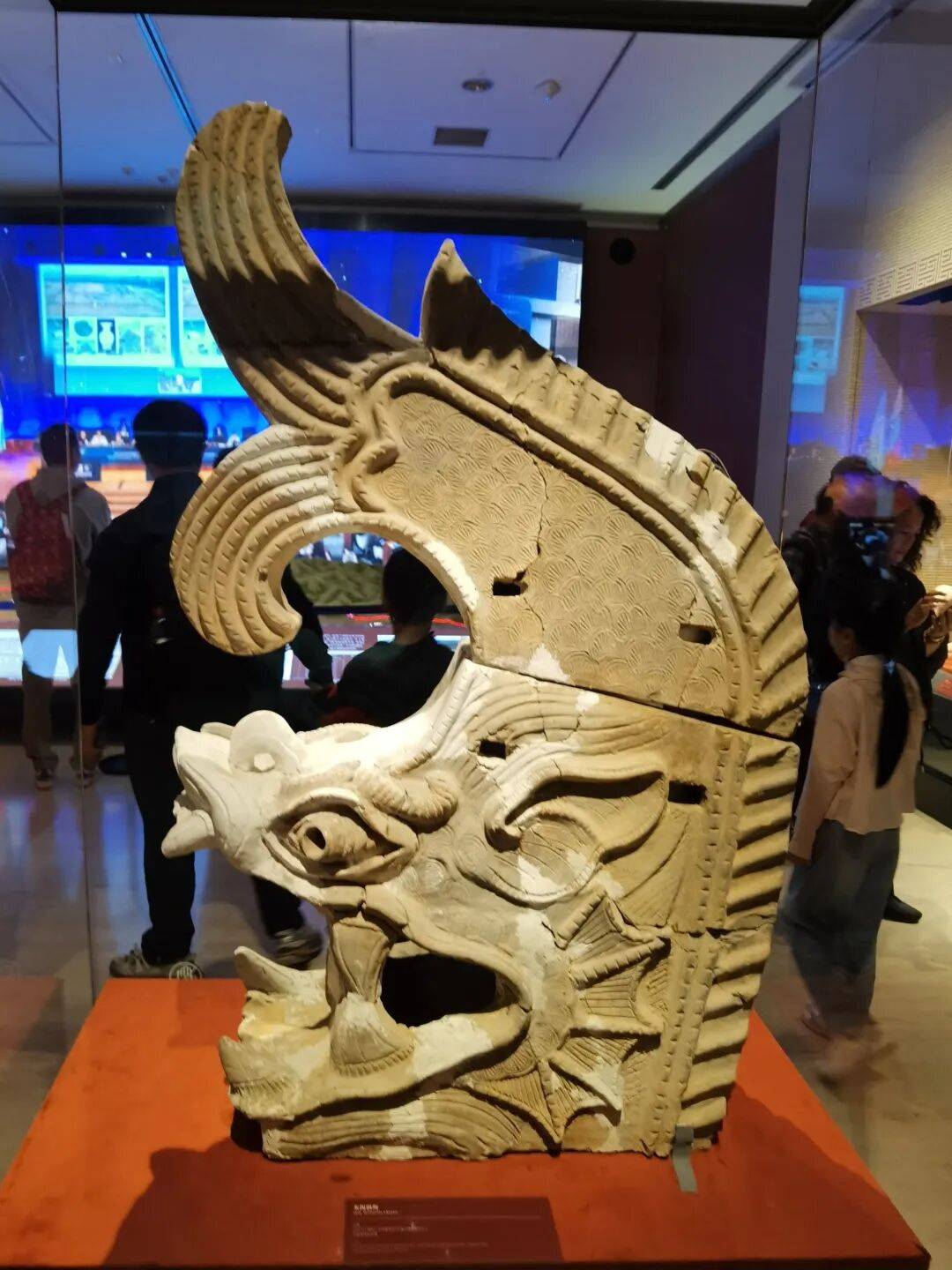 探秘贺兰山下的‘桃花石’――西夏文物精品展