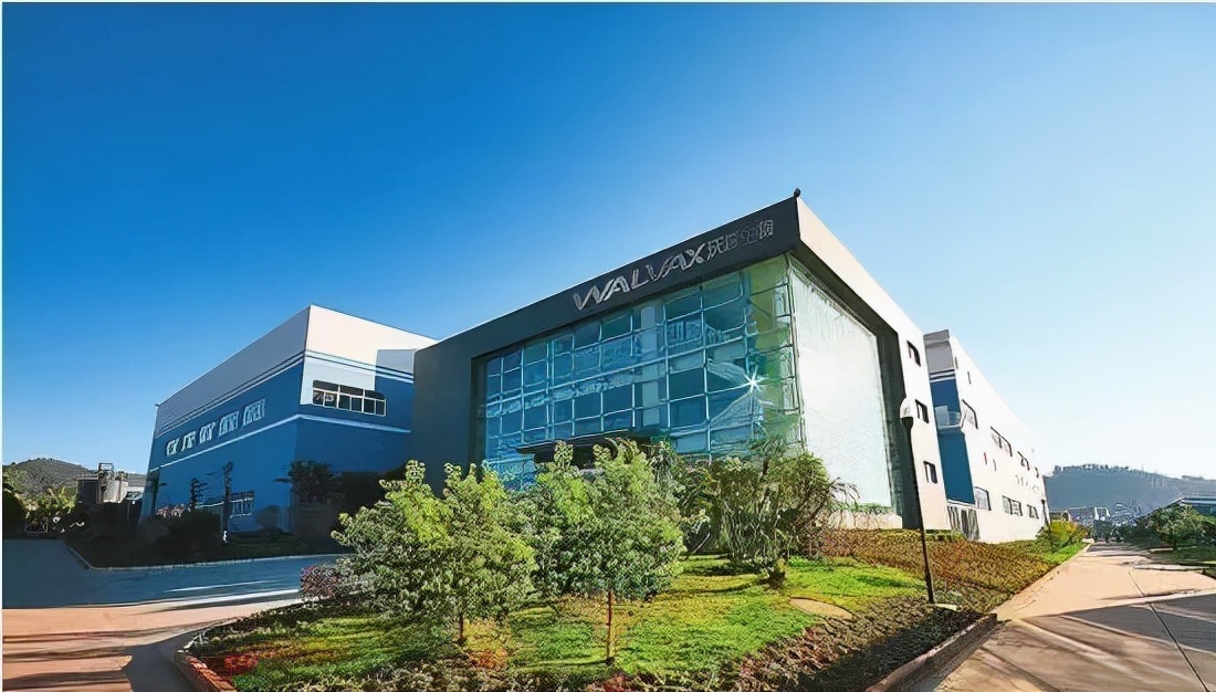 存储分销龙头香农芯创三季报:264亿收入背后,?扣非净利降超15%