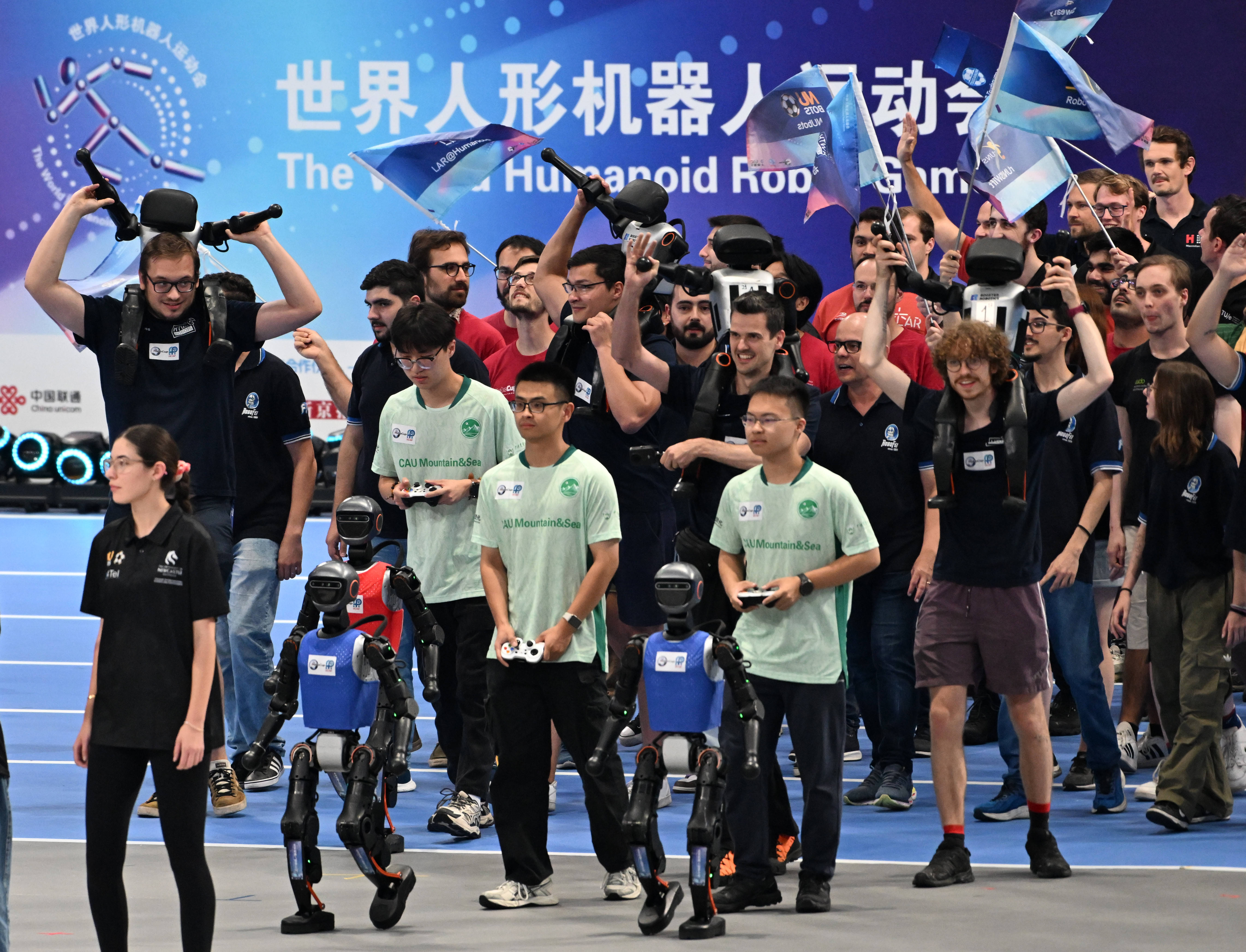 经观头条|人形机器人站在产业化门口