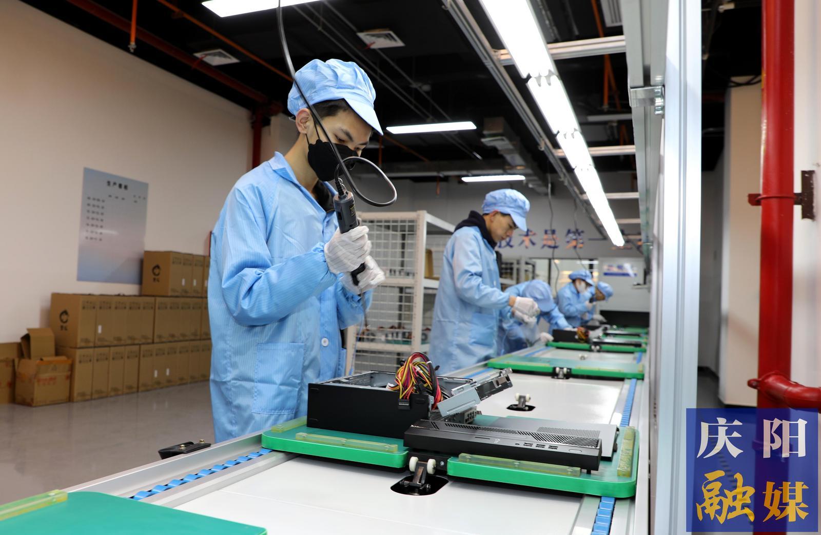 精工科技:开展高性能原丝生产线调试