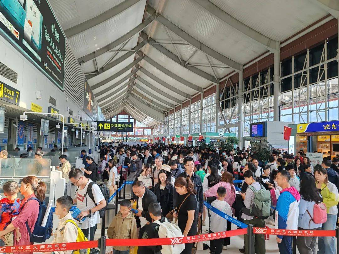 深圳机场:暑运旅客量超1120万人次