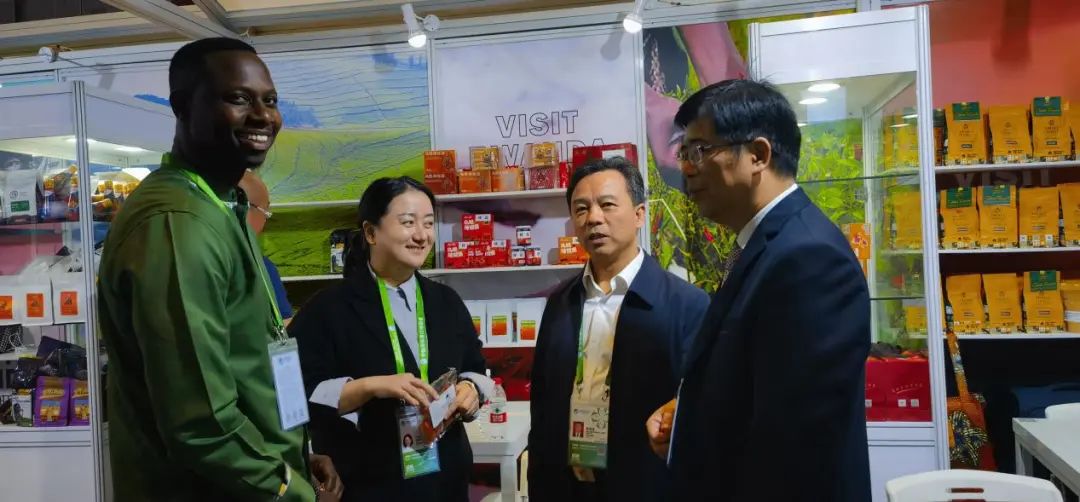 兵器工业集团进博会签约再创新高：用386亿采购订单链接全球朋友圈