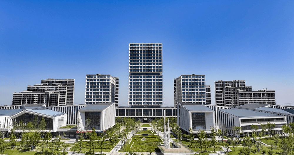 优布局明规范做强算力产业