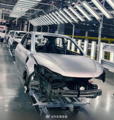 体系升级标准完善 我国汽车芯片质量保障取得关键进展