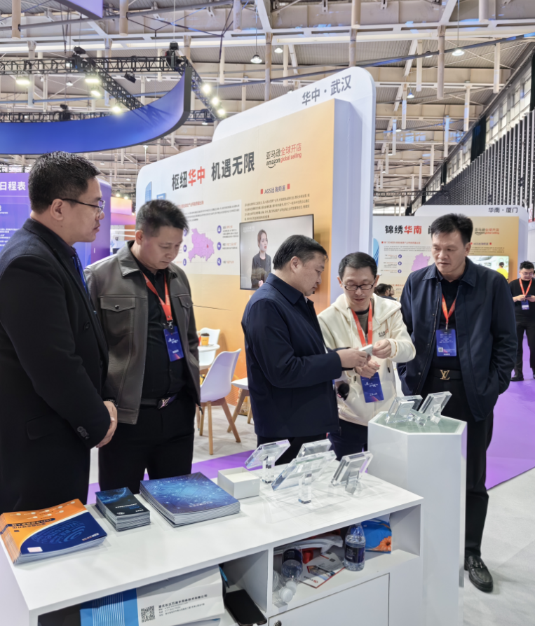 万润科技:子公司聚焦半导体存储器研发