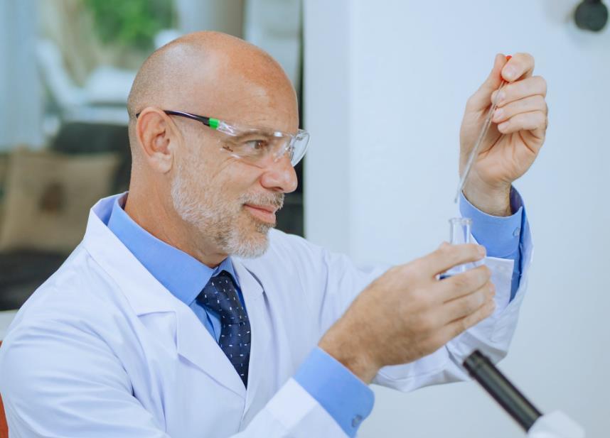 亨迪药业：截至2025年11月20日股东户数为21,329户