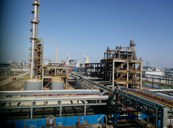 阳谷华泰：公司产品定价是基于原材料价格及市场因素进行确定