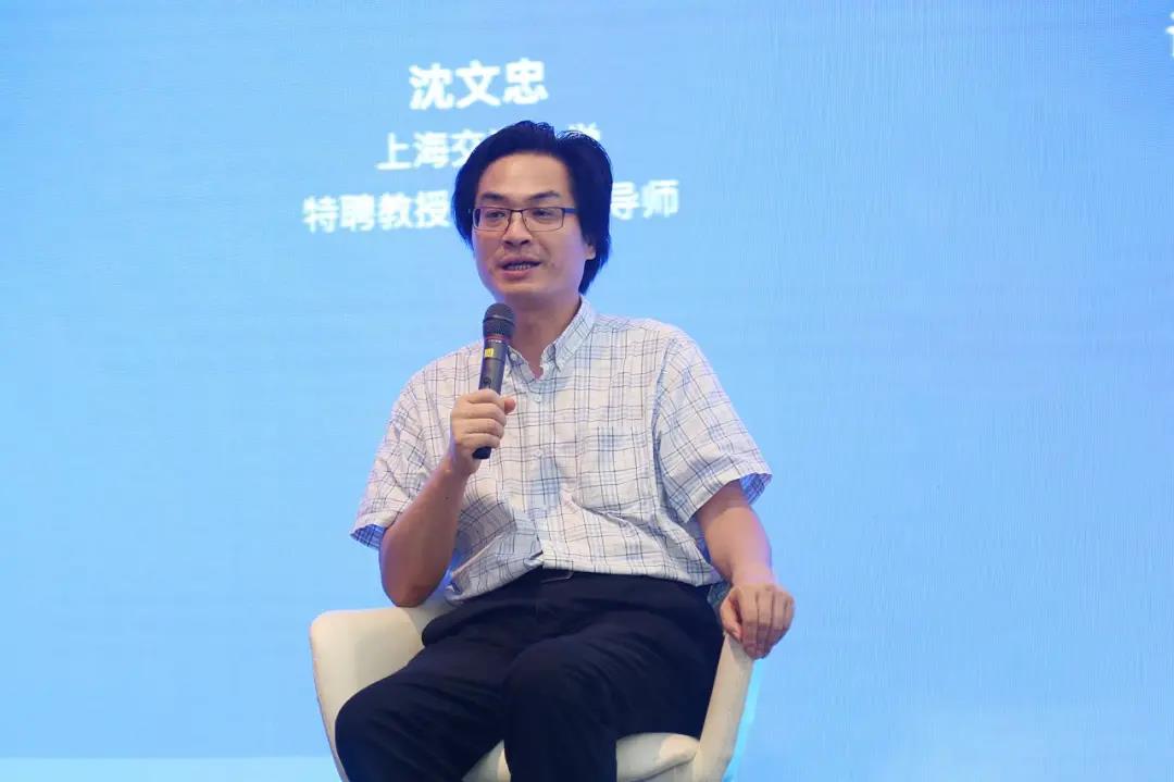 上海交大沈文忠：相关部门正在制定光伏组件标准，标准是功率大小