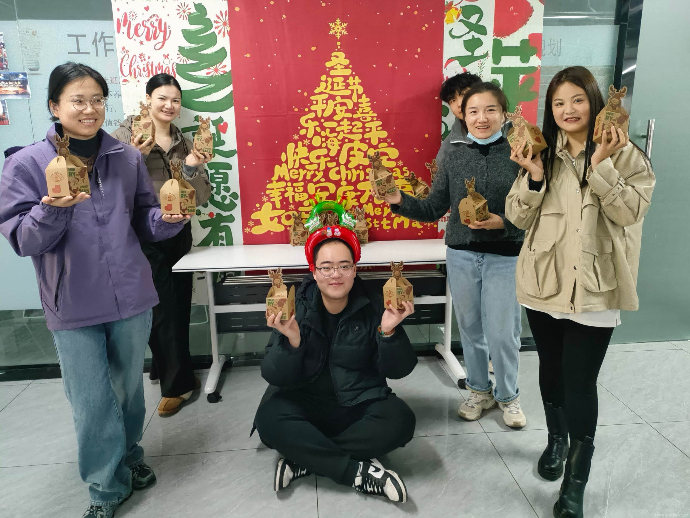 智联招聘报告:求职过程中,年轻人成为了极度理性的理想主义者