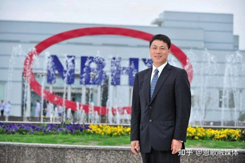 华翔股份涨3.44%，股价创历史新高