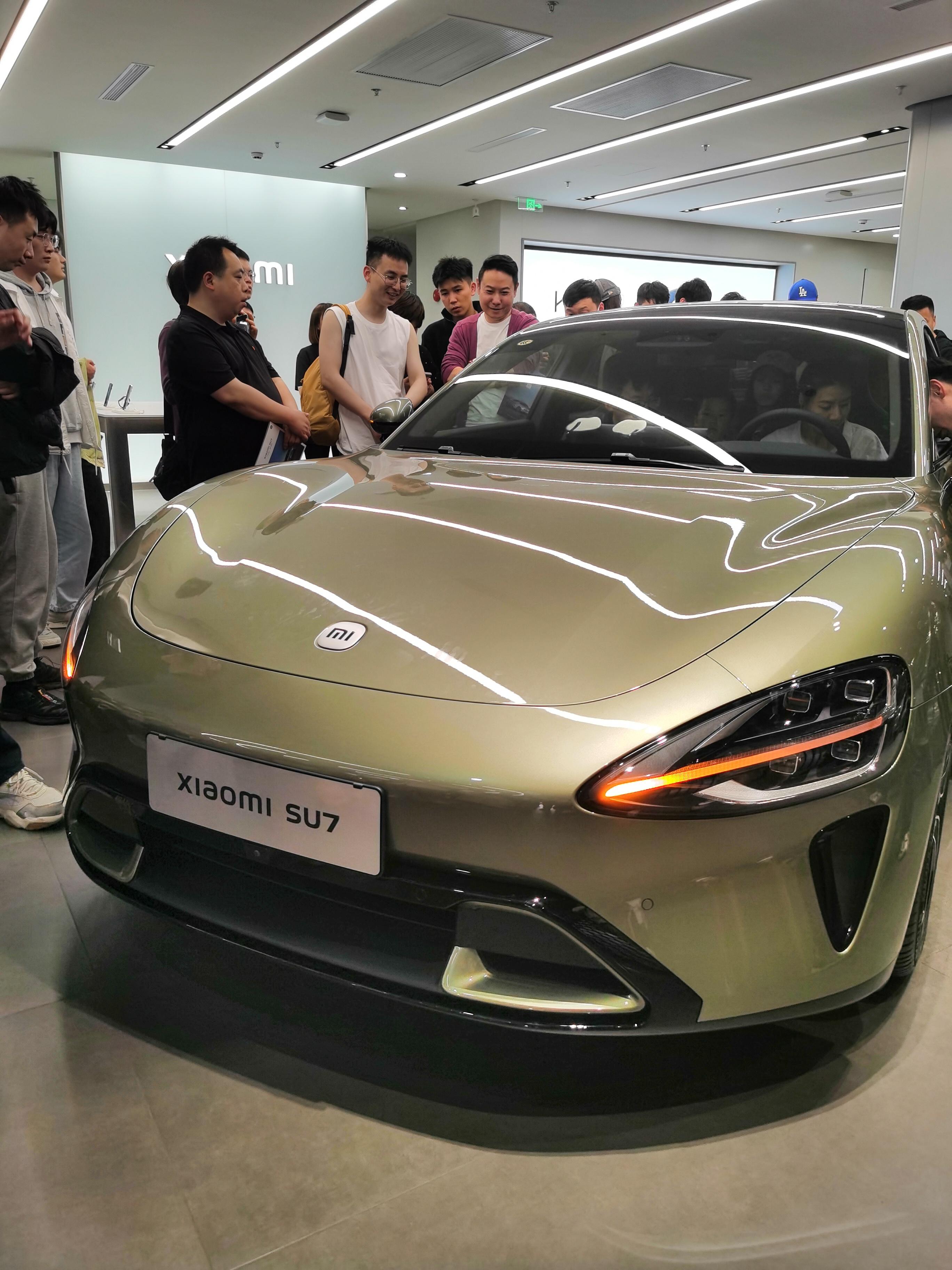 引力传媒近7日斩获6板 公司提示风险