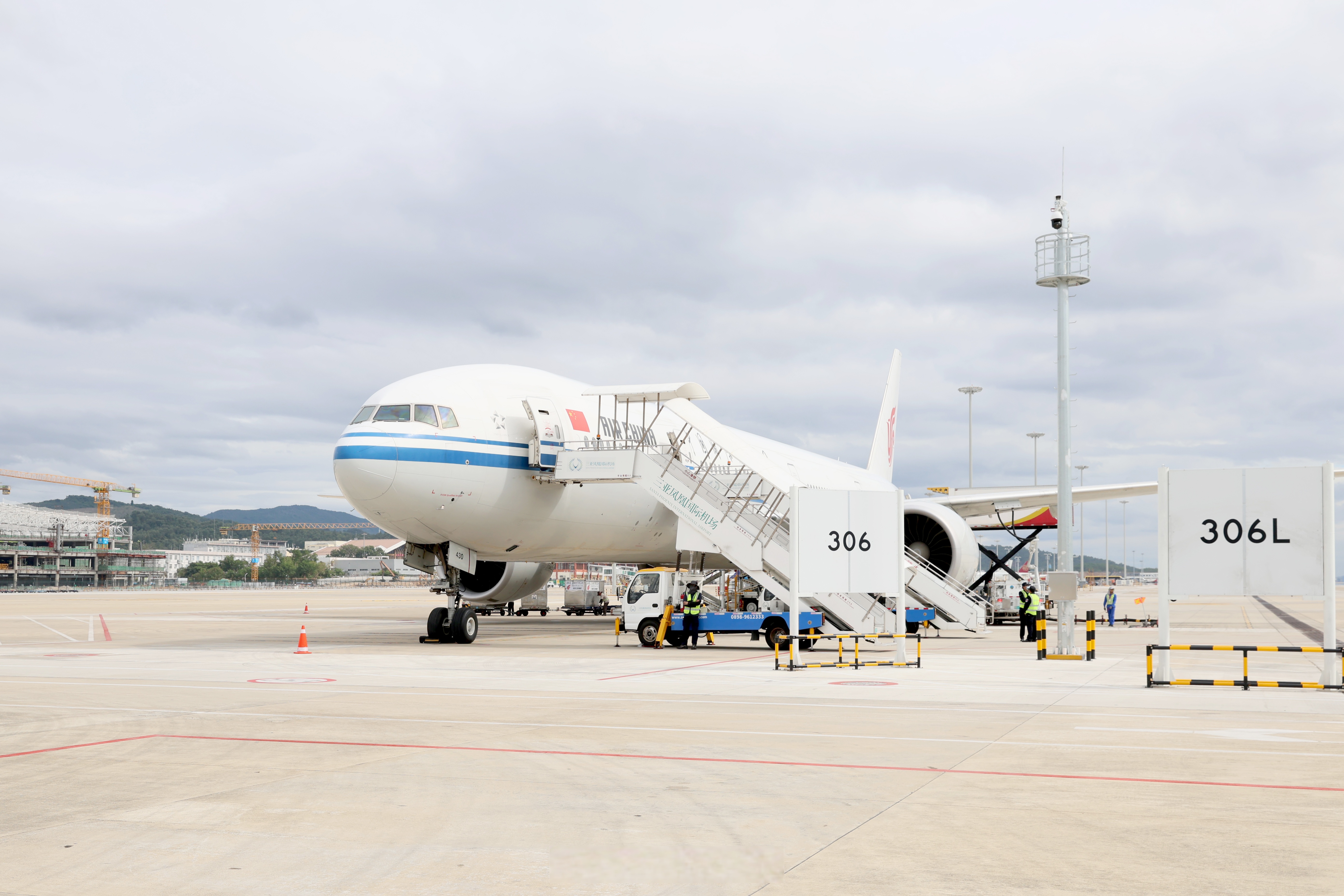 海南三亚机场2025年旅客吞吐量创通航以来历史新高