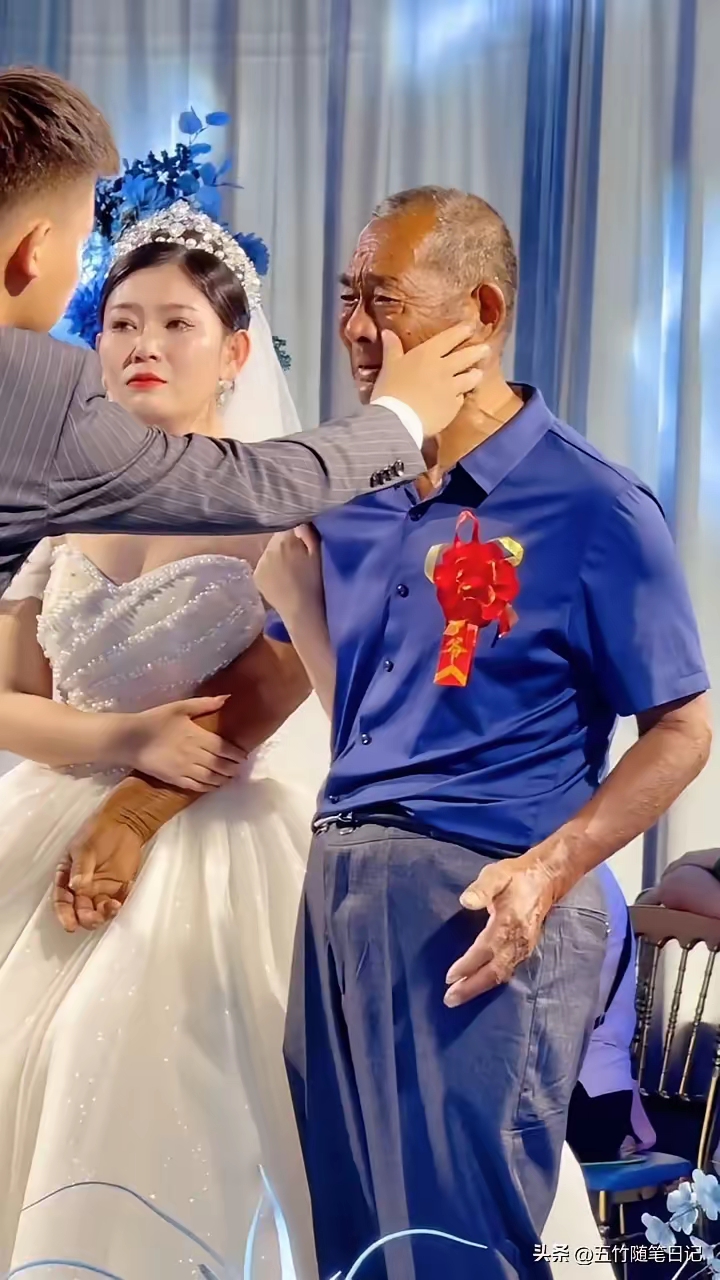 药明合联迎娶东曜药业上演黑色幽默:31亿“彩礼”刚备好,自家股价“塌了房”