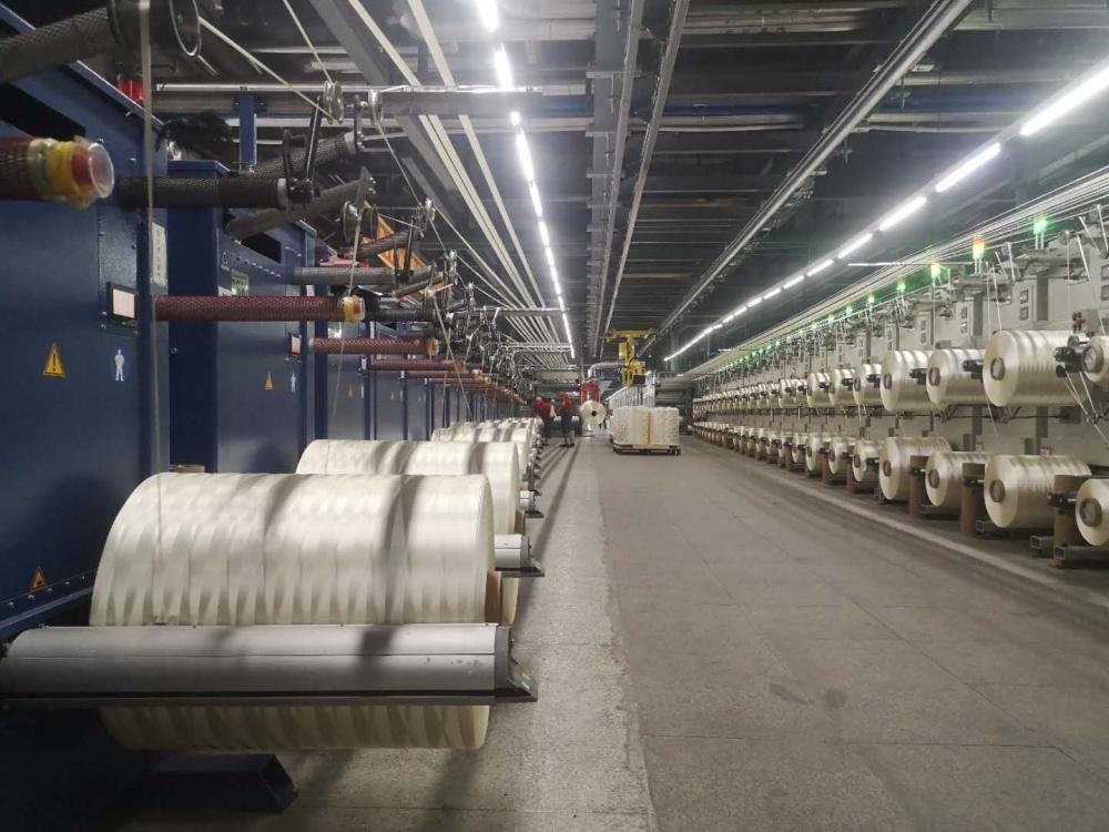 吉林碳谷:预计2025年净利润1.80亿元~2.20亿元 同比增92.81%~135.66%