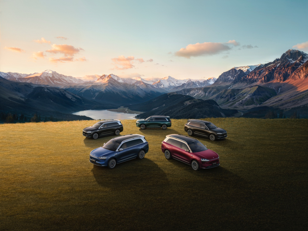 中国制造“十四五”成就展开幕 问界M9入选参展