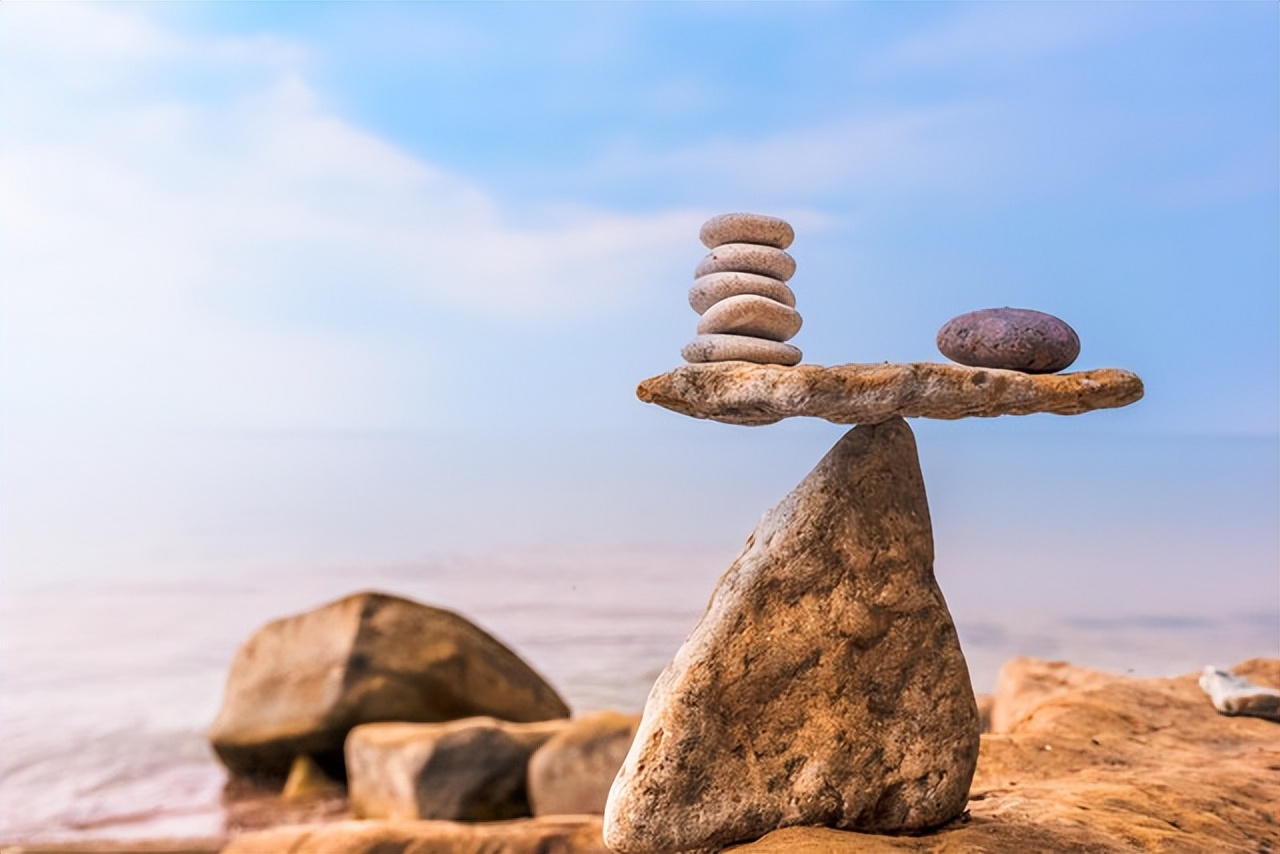 Libra陨落启示录：金融创新如何平衡效率与风险