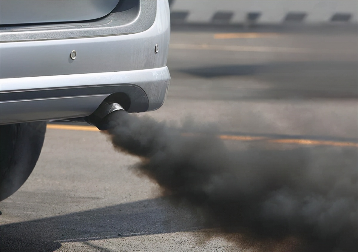 潍柴动力获得实用新型专利授权：“管路连接结构、排气管路、发动机系统及车辆”