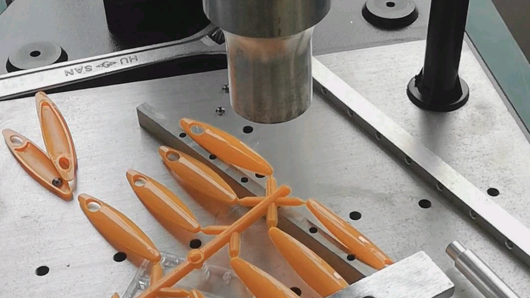 博硕科技公布国际专利申请：“一种塑胶件全自动切水口设备及工艺”