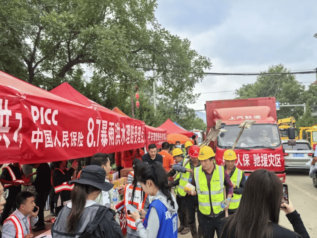 2026-2030年电池行业:新能源汽车与储能市场的双重红利_人保服务 ,人保有温度