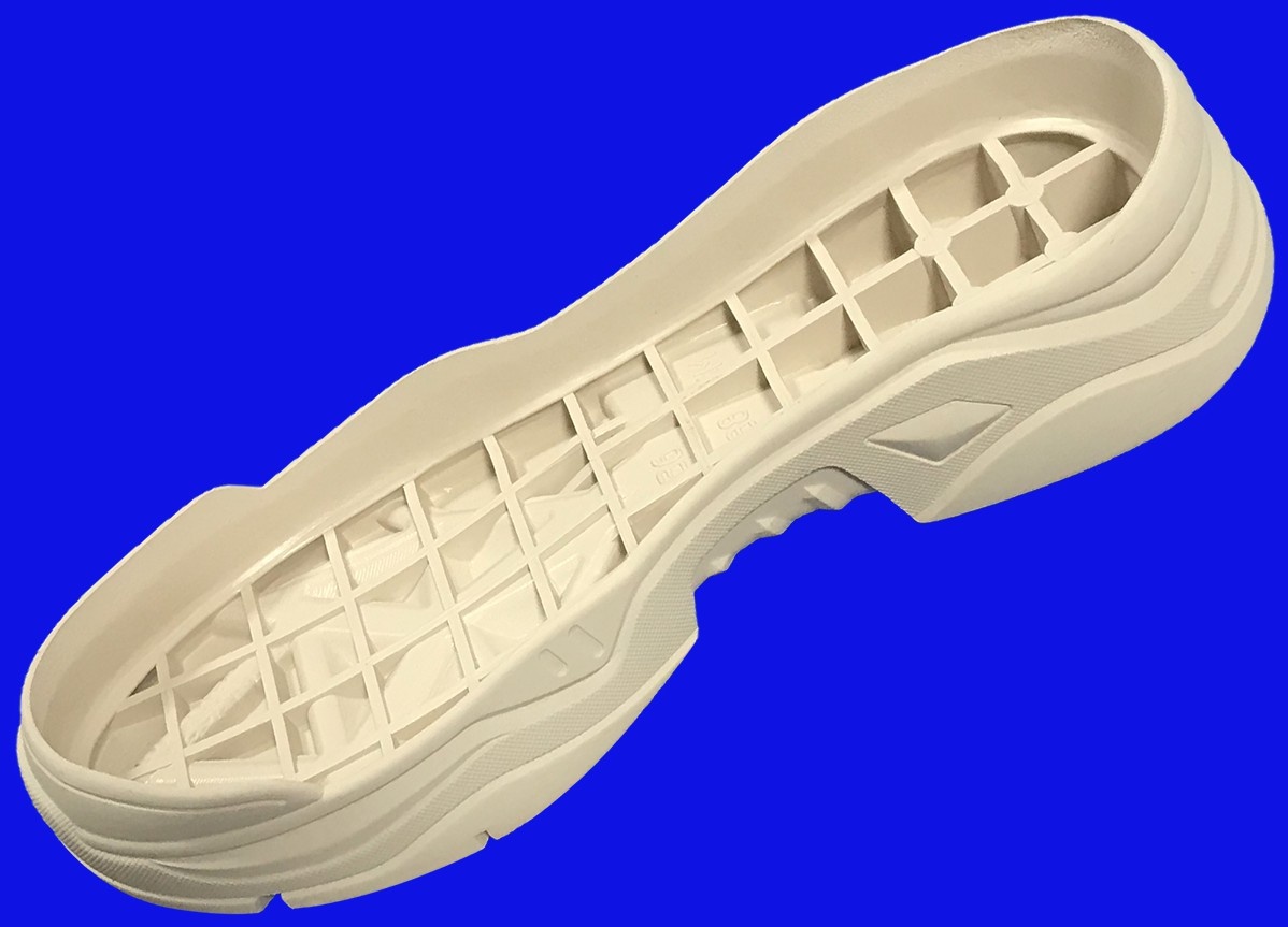 天创时尚获得外观设计专利授权：“鞋底（2507028）”