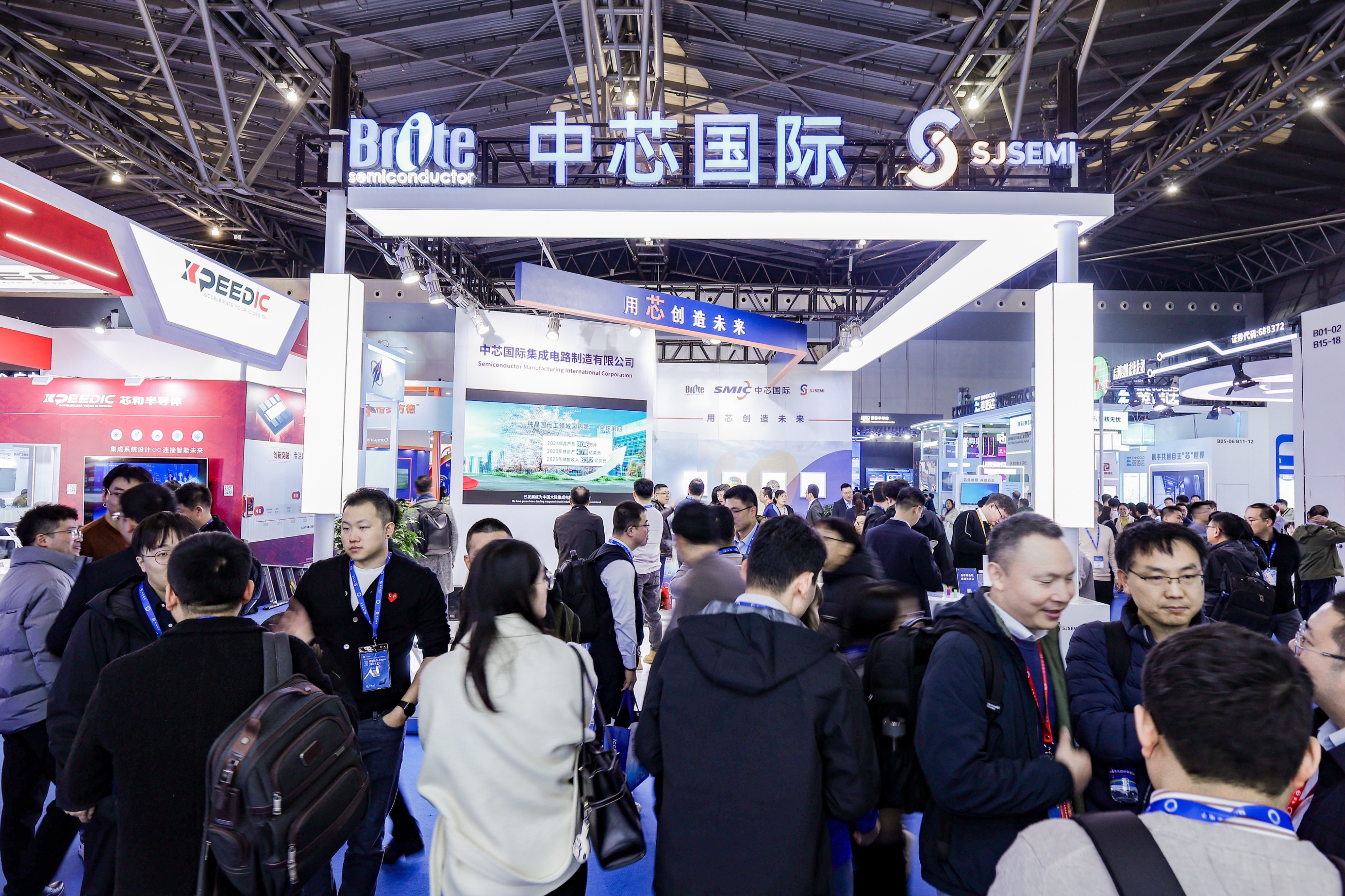 中芯国际：存储器、BCD供不应求都在涨价