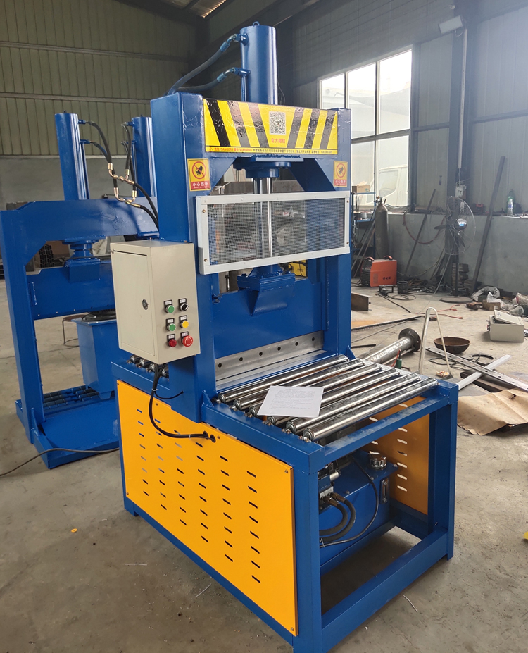 仁信新材获得发明专利授权:“一种胶块输送送料与切胶机对接受料系统及控制方法”