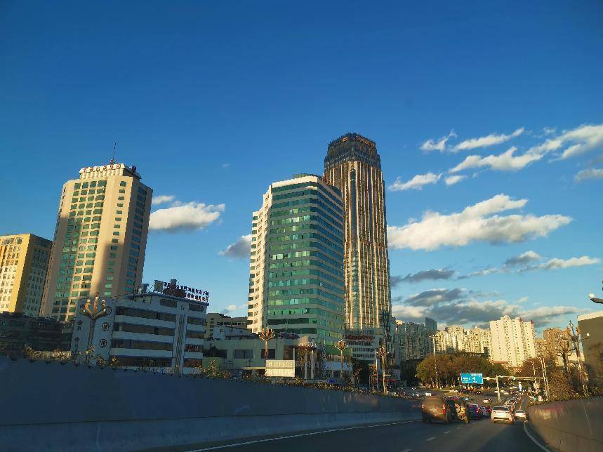 1月信贷投放“开门稳” 社融增量7.22万亿元