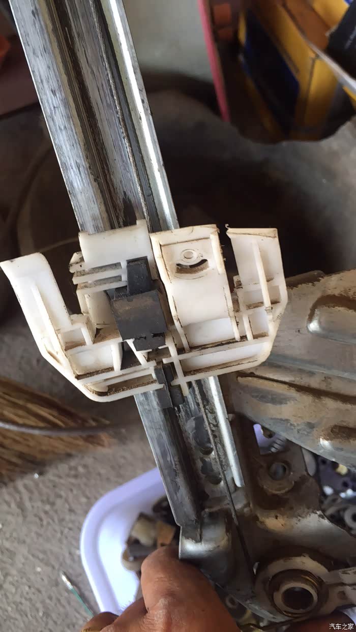 江淮汽车获得发明专利授权:“一种塑料卡扣”