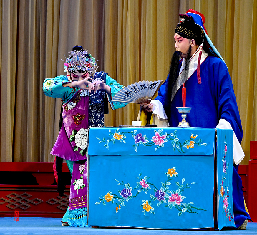 传统戏曲如何杀回年轻人视野?