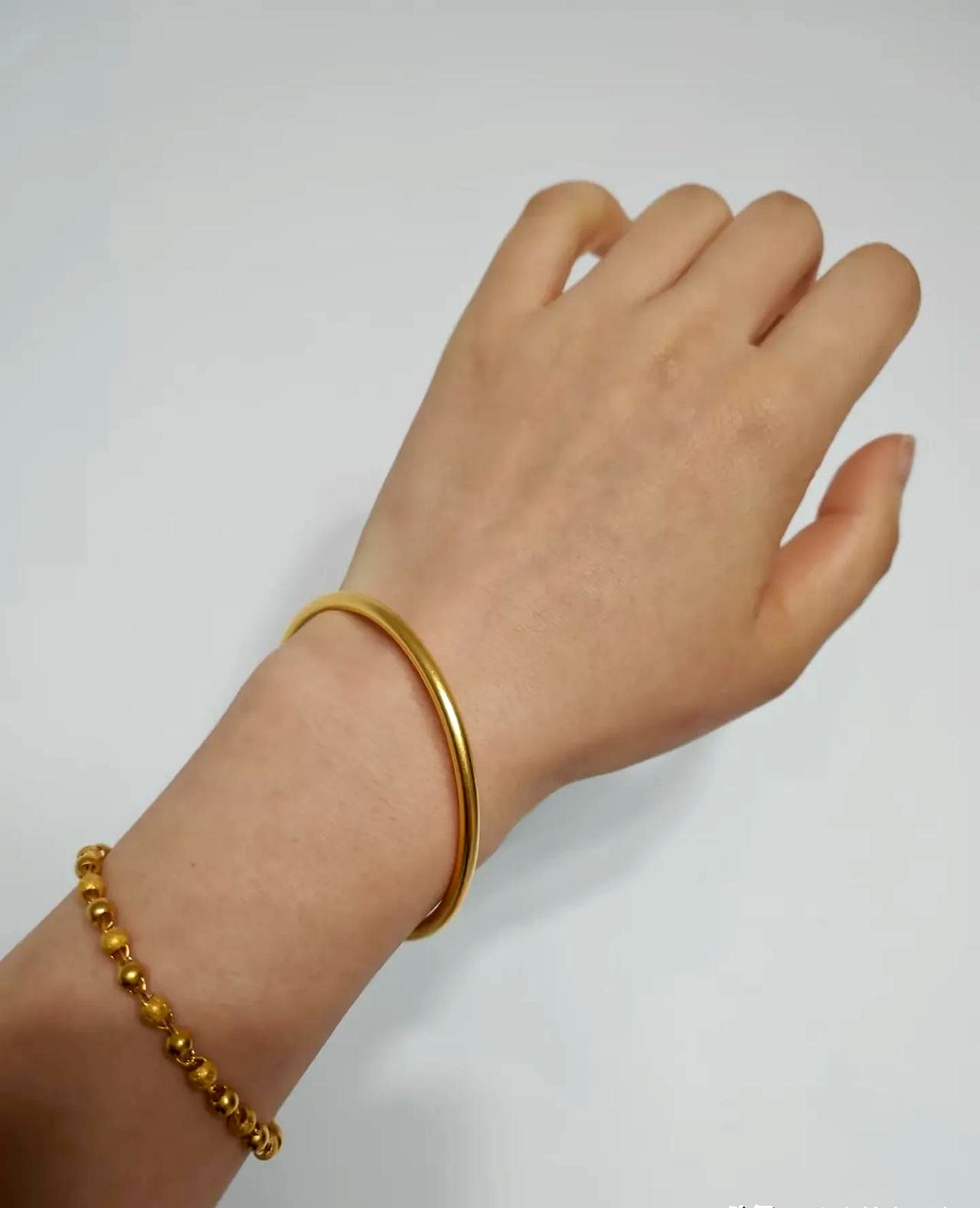 春节水贝市场“买买买”:黄金走俏,白银溢价高